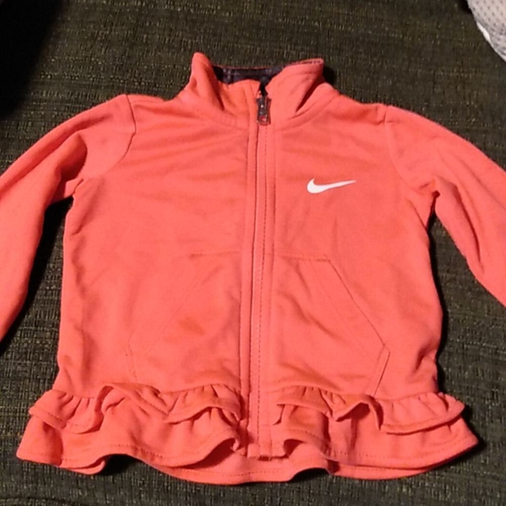 adorable girl Toddlers 12 mo's Nike fit